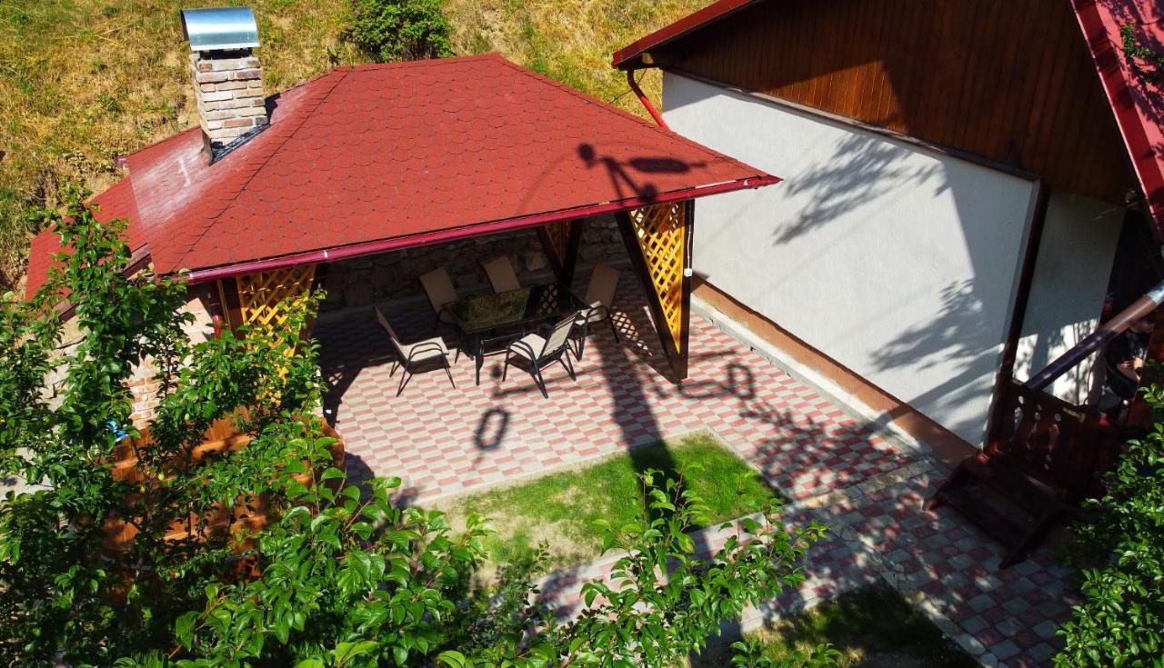 Casa De Vacanta Chesa Borsec Exteriör bild