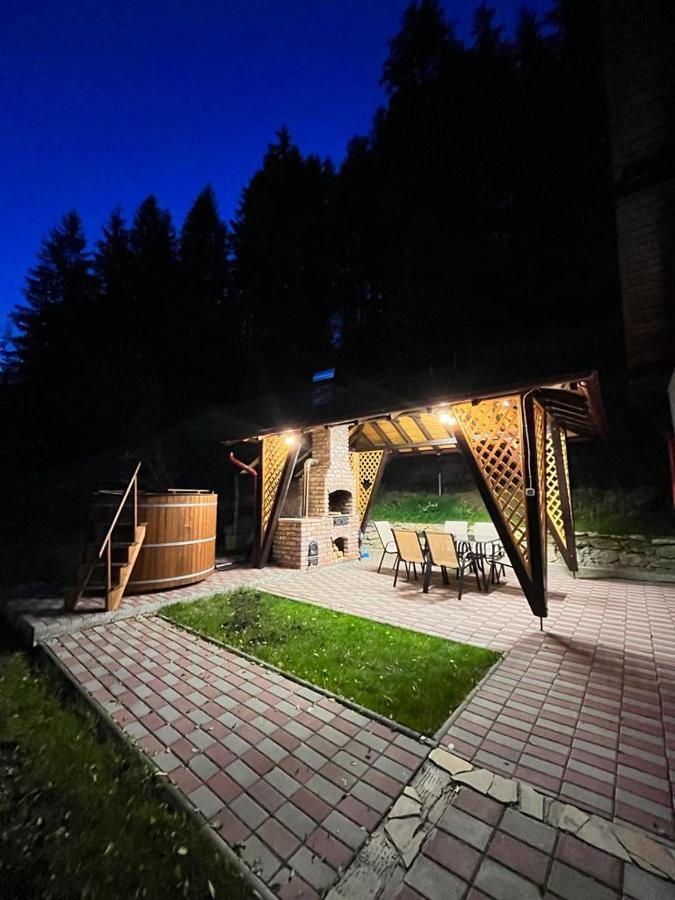 Casa De Vacanta Chesa Borsec Exteriör bild