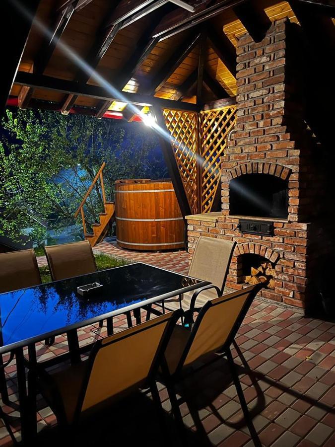 Casa De Vacanta Chesa Borsec Exteriör bild